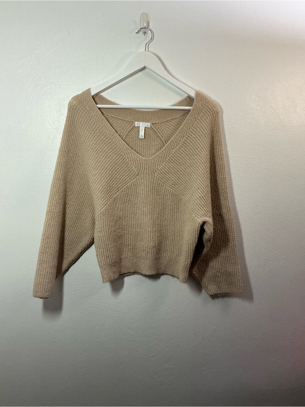 Leith Oversized V-Neck Ribbed Sweater Tan Size Small